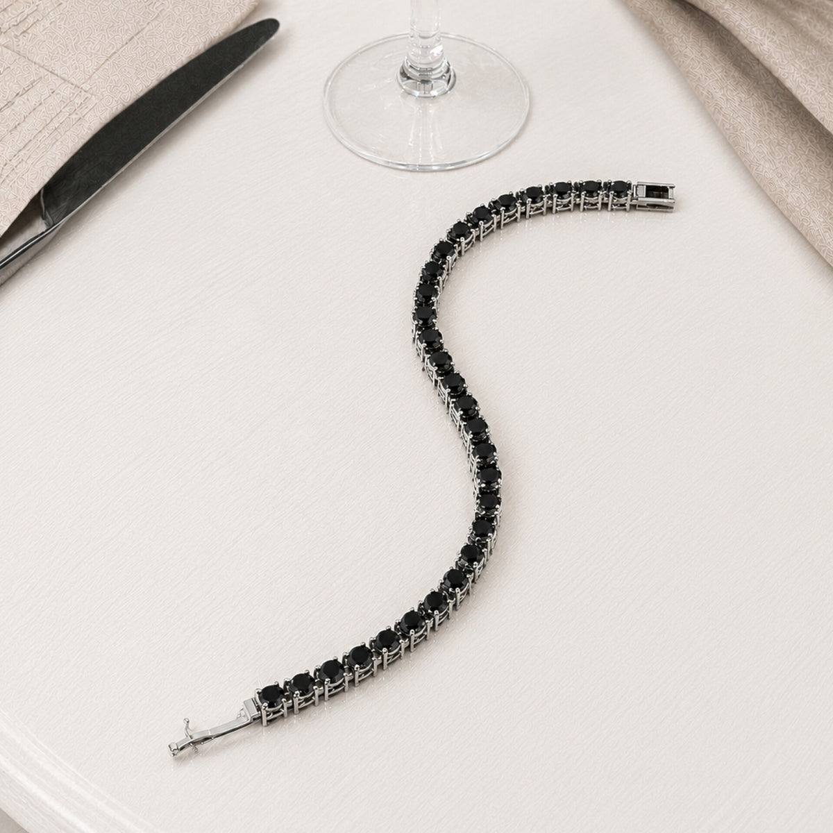 ICED BRACELET (BLACK)
